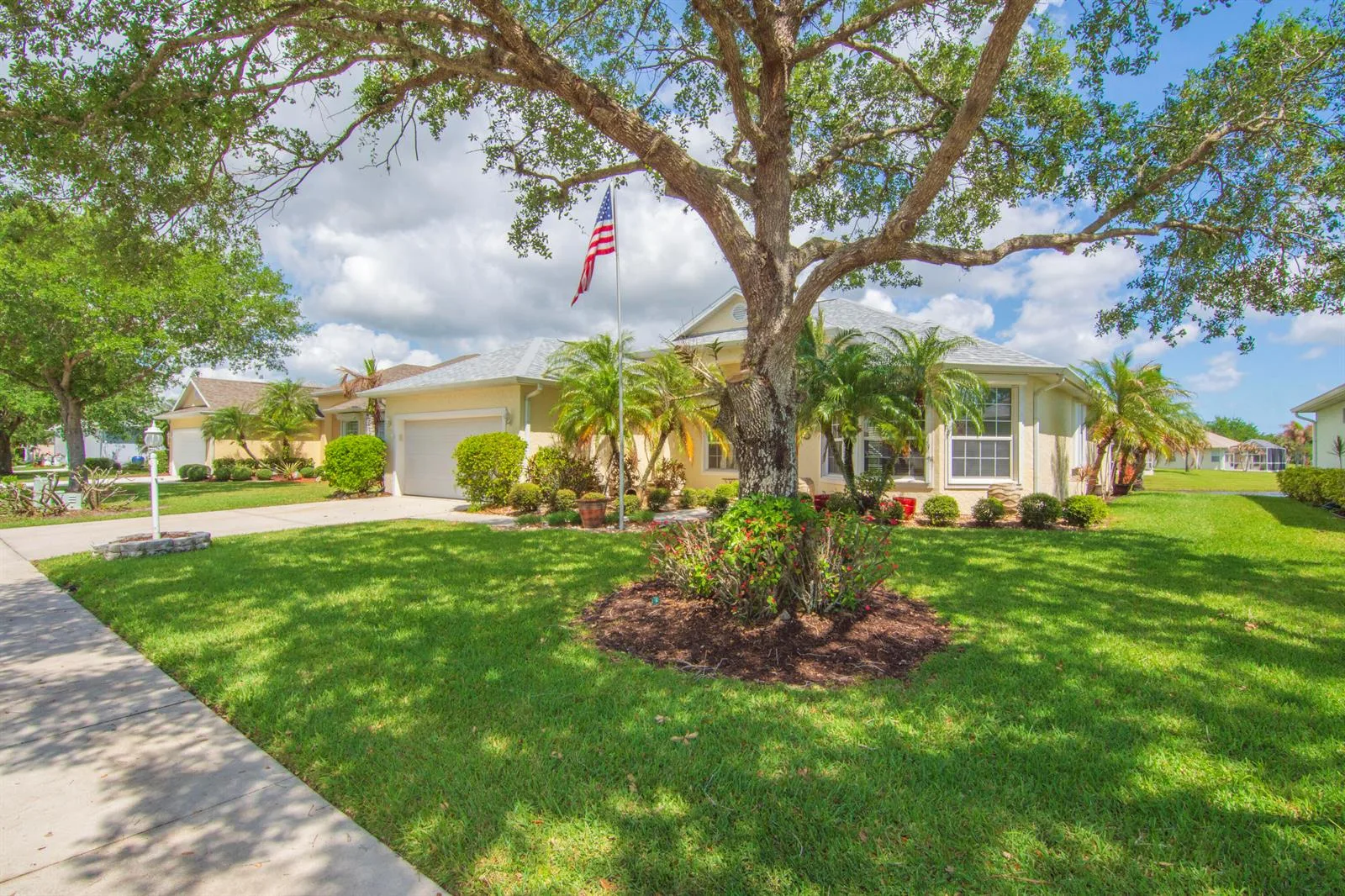 5370 E 1st Square SW, Vero Beach, FL 32968 photo 3