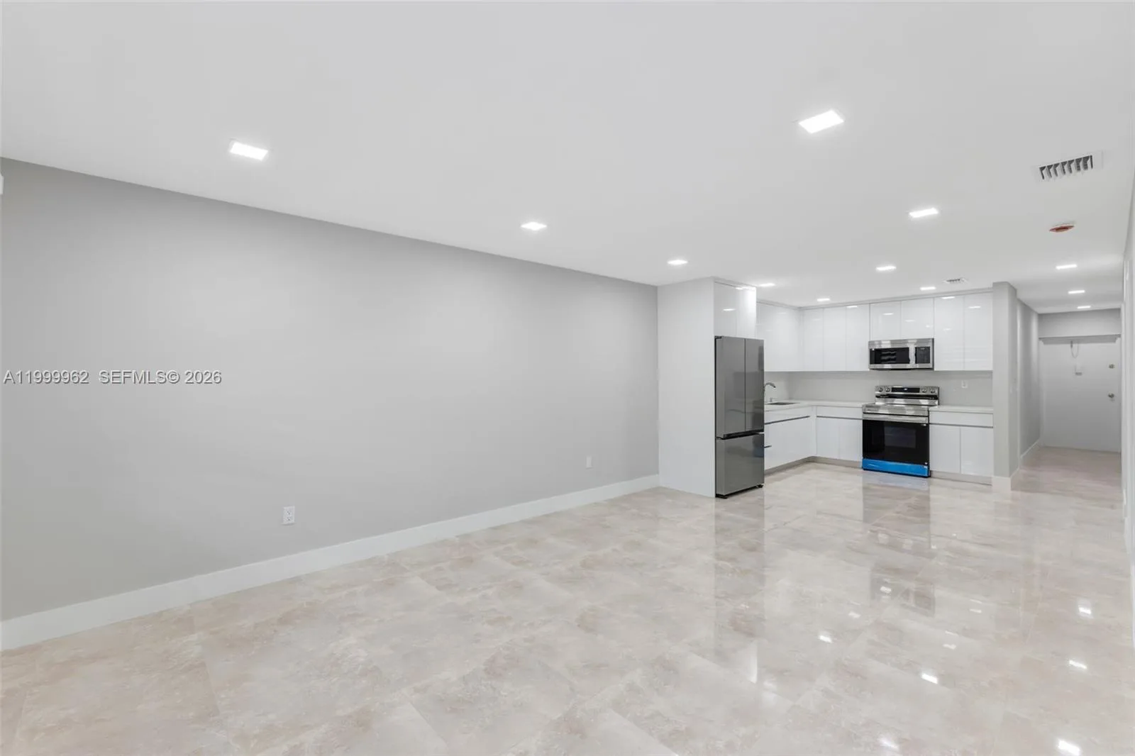 15685 SW 82nd Cir Ln # 28, Miami, FL 33193