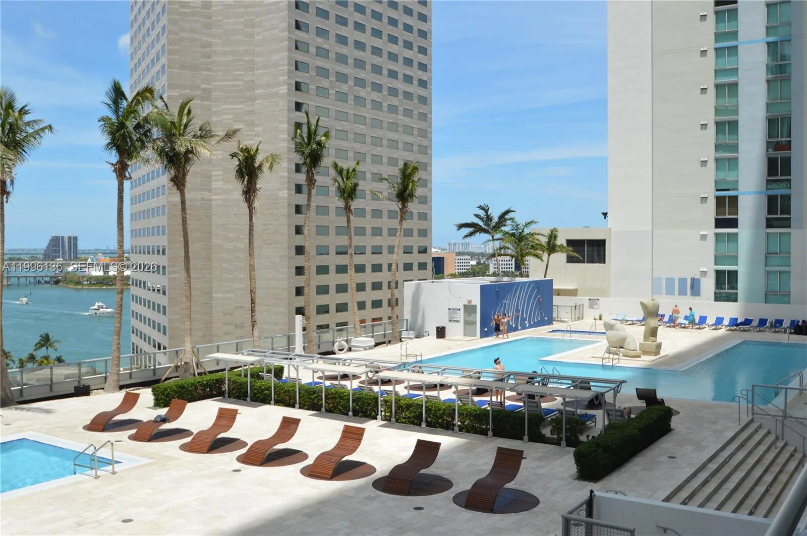325 S Biscayne Blvd # 2320, Miami, FL 33131 photo 11