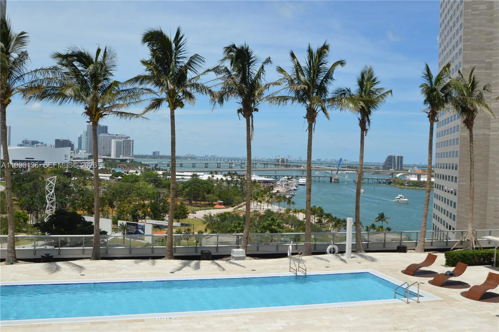 325 S Biscayne Blvd # 2320, Miami, FL 33131 photo 5