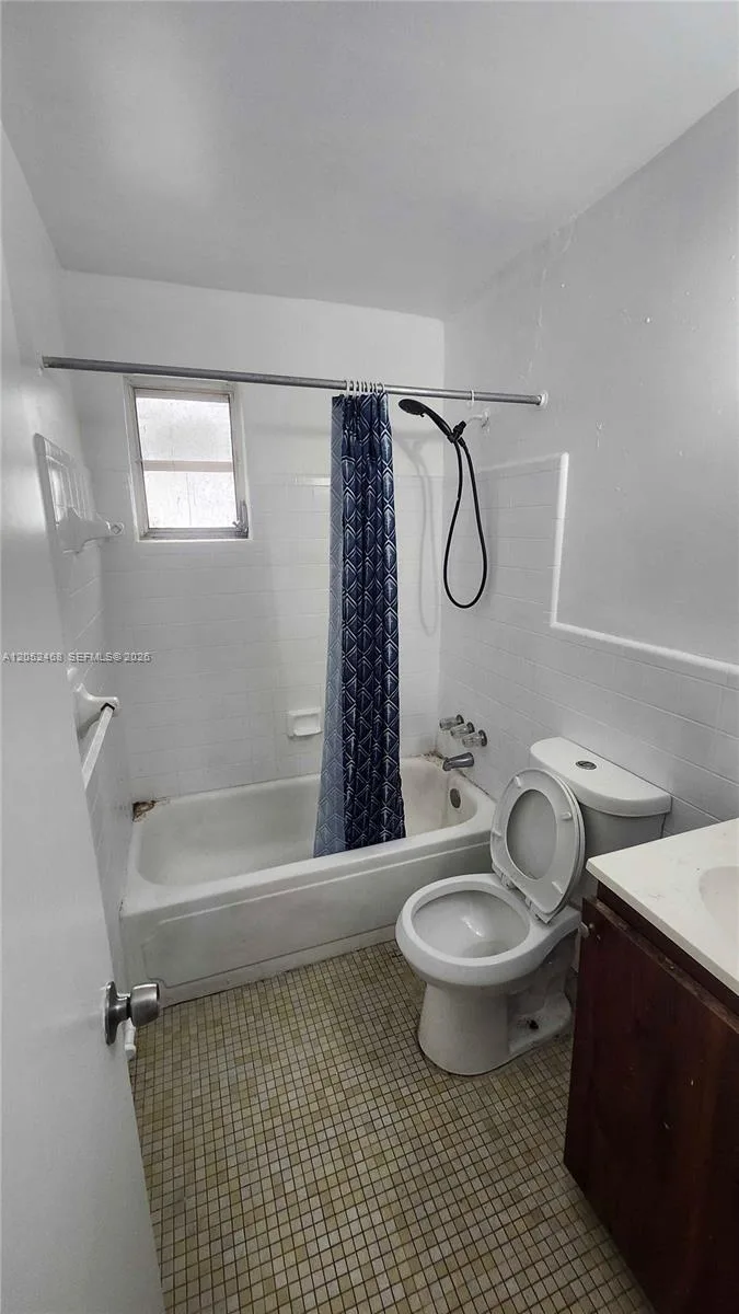111 NW 152nd St # 16, Miami, FL 33169 photo 10