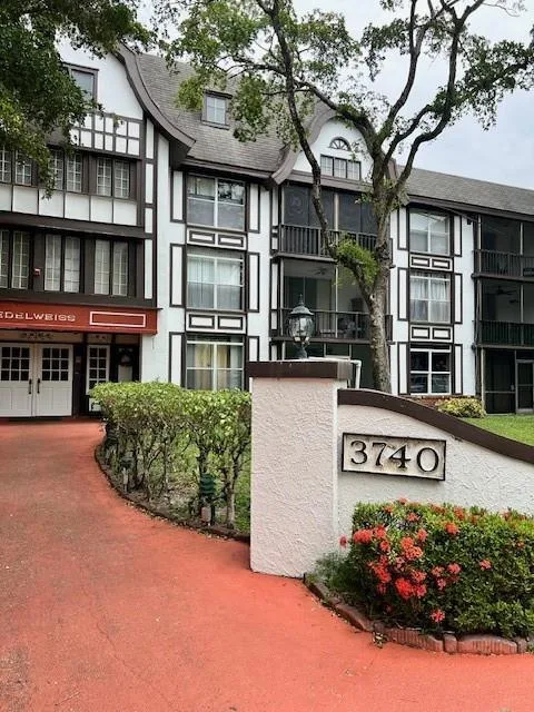 3740 Inverrary Drive # 2u, Lauderhill, FL 33319 — zdjęcie 2