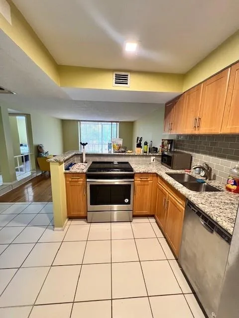 3740 Inverrary Drive # 2u, Lauderhill, FL 33319 photo 9