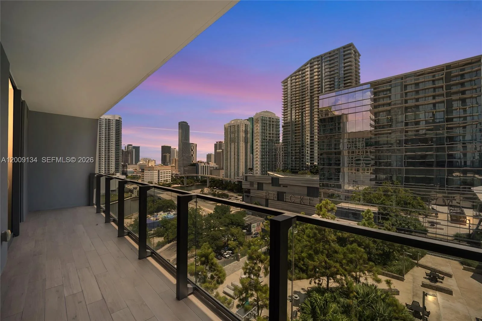 88 SW 7th St # 1009, Miami, FL 33130 photo 13