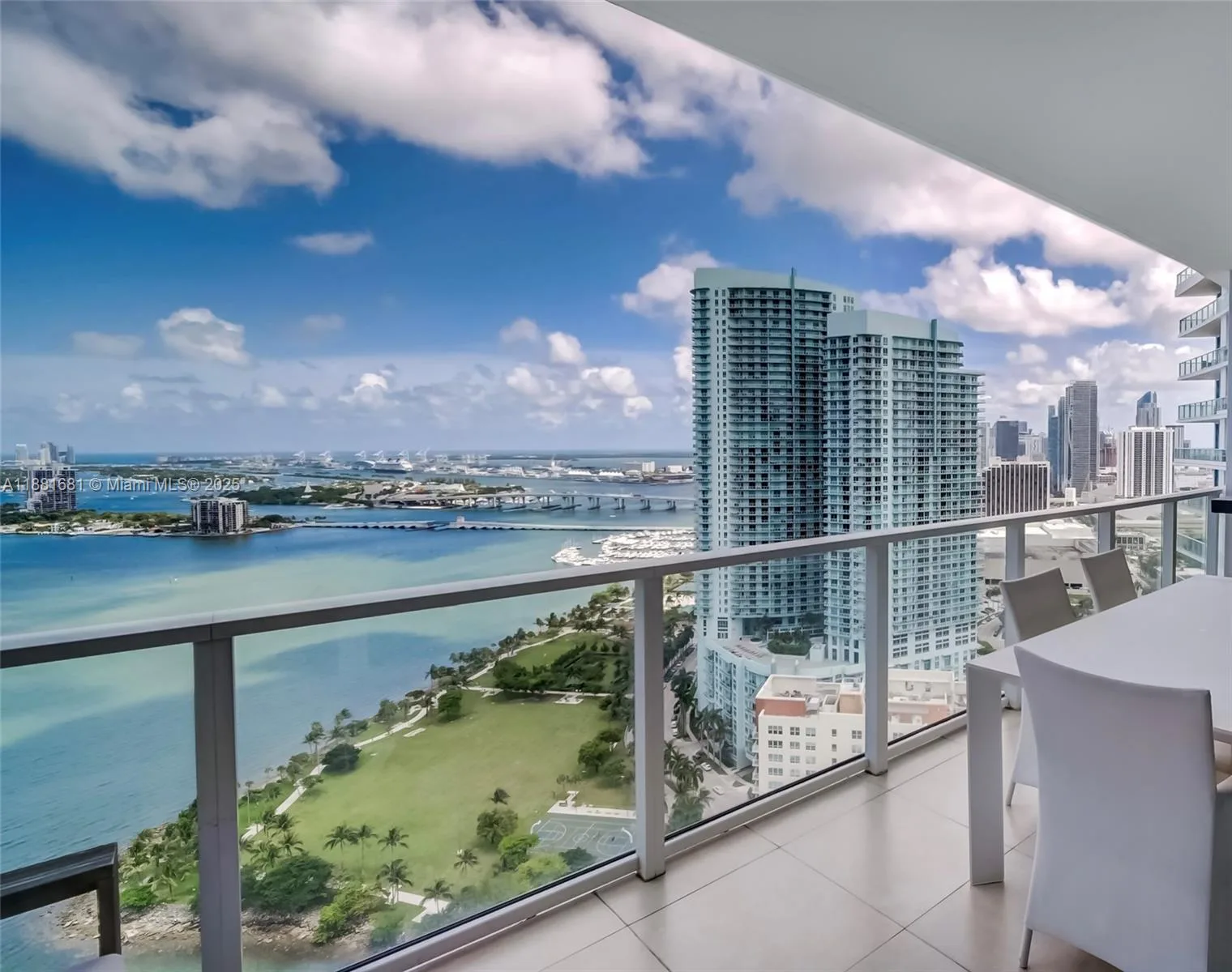 2020 N Bayshore Dr # 3304, Miami, FL 33137
