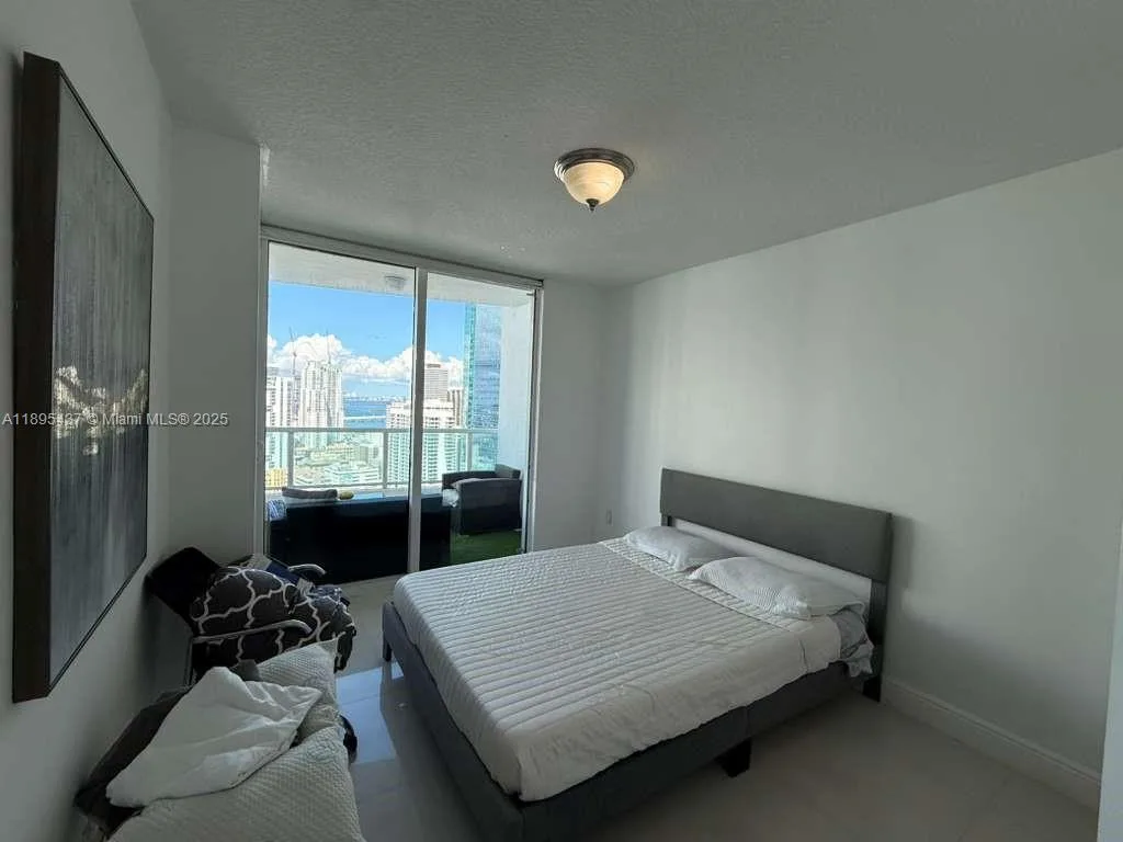 41 SE 5th St # 2307, Miami, FL 33131 photo 10