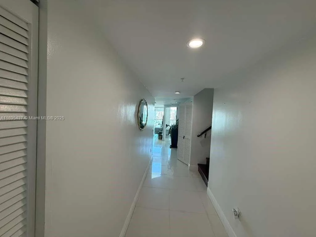 41 SE 5th St # 2307, Miami, FL 33131 photo 7