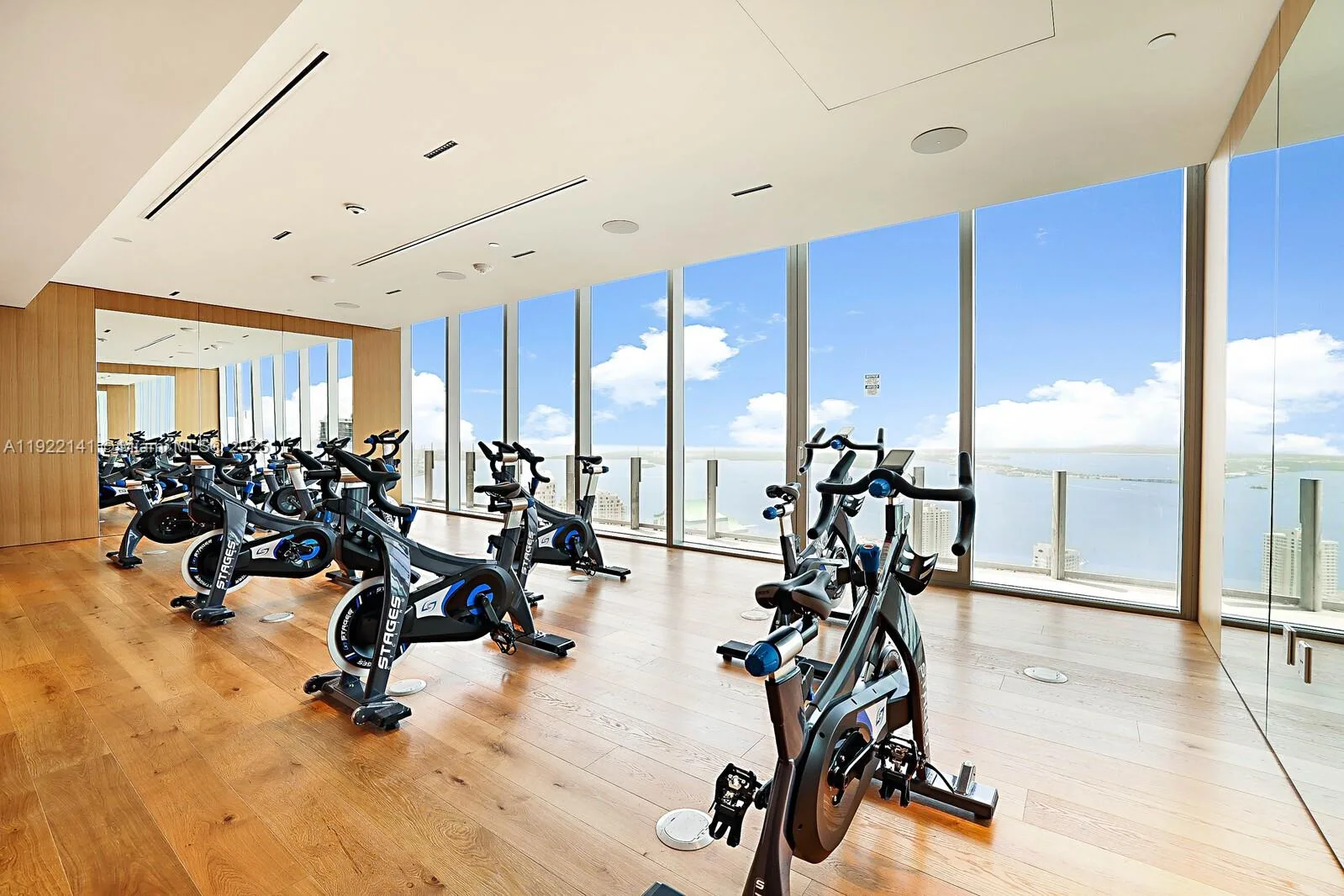 300 S Biscayne Boulevard Way # 1907W, Miami, FL 33131 photo 9
