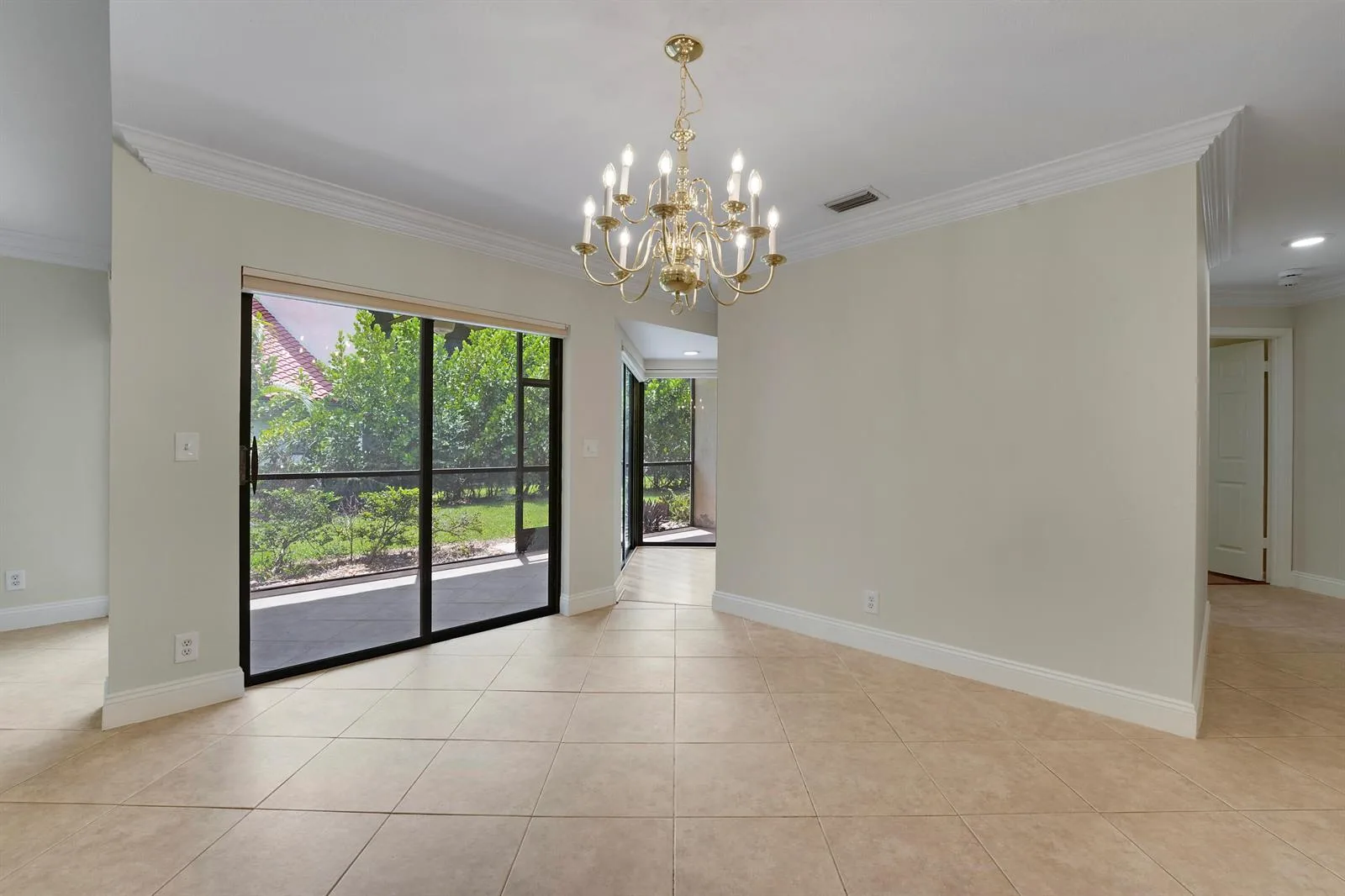 13 Lexington Lane E # A, Palm Beach Gardens, FL 33418 photo 5