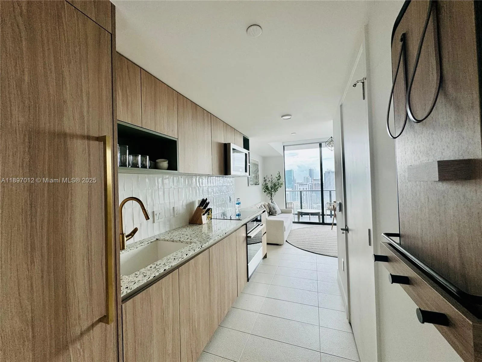 159 NE 6th St # 4314, Miami, FL 33132 photo 6