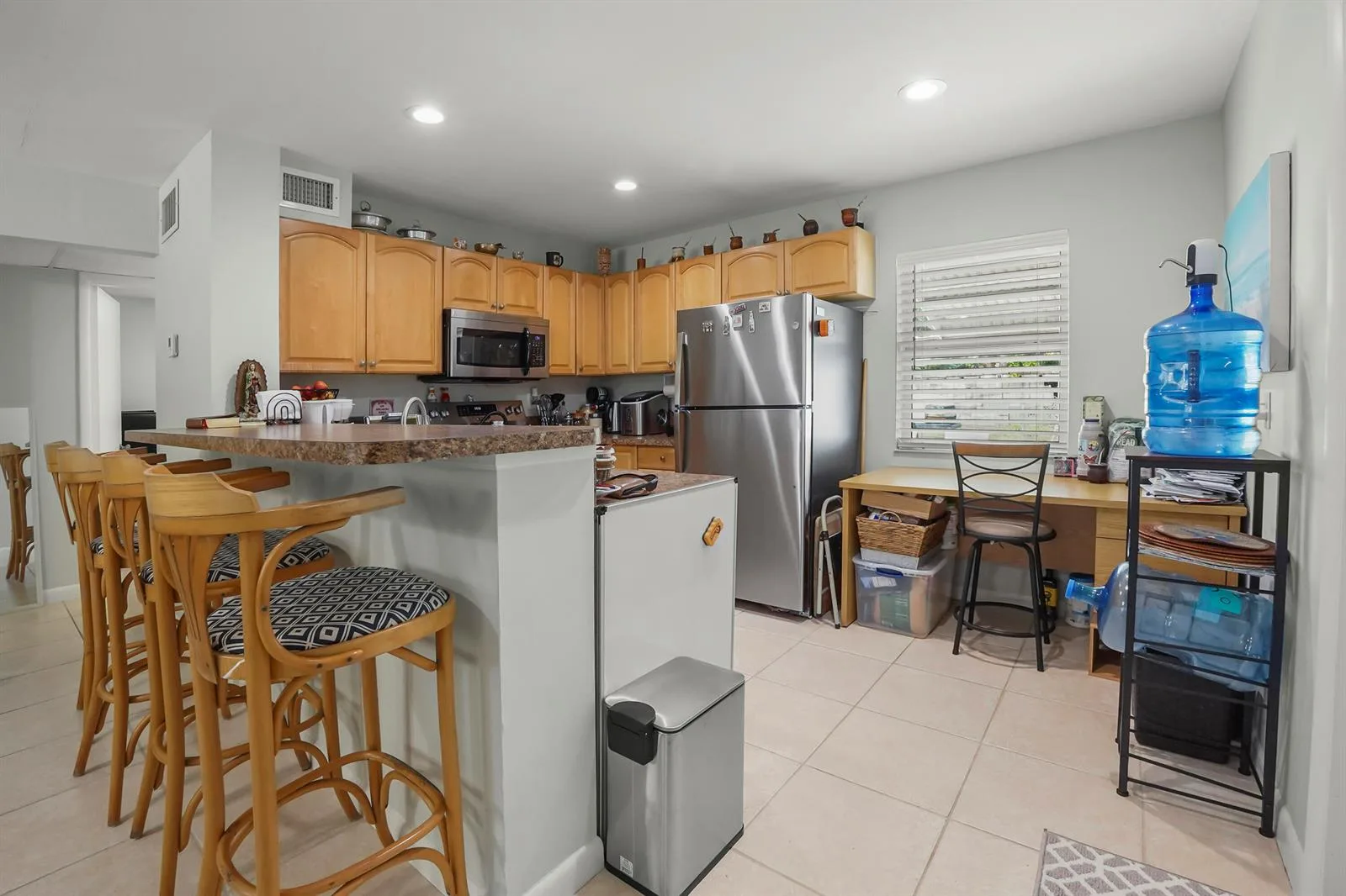 3231 Vassallo Avenue, Palm Springs, FL 33461 photo 3