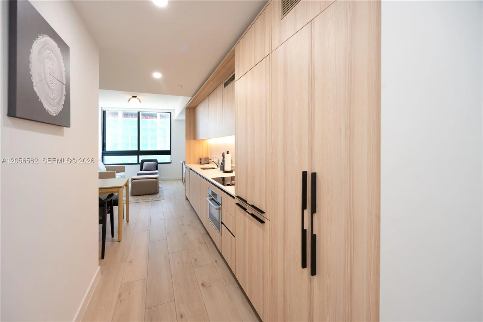 225 N Miami Ave # 1505, Miami, FL 33128