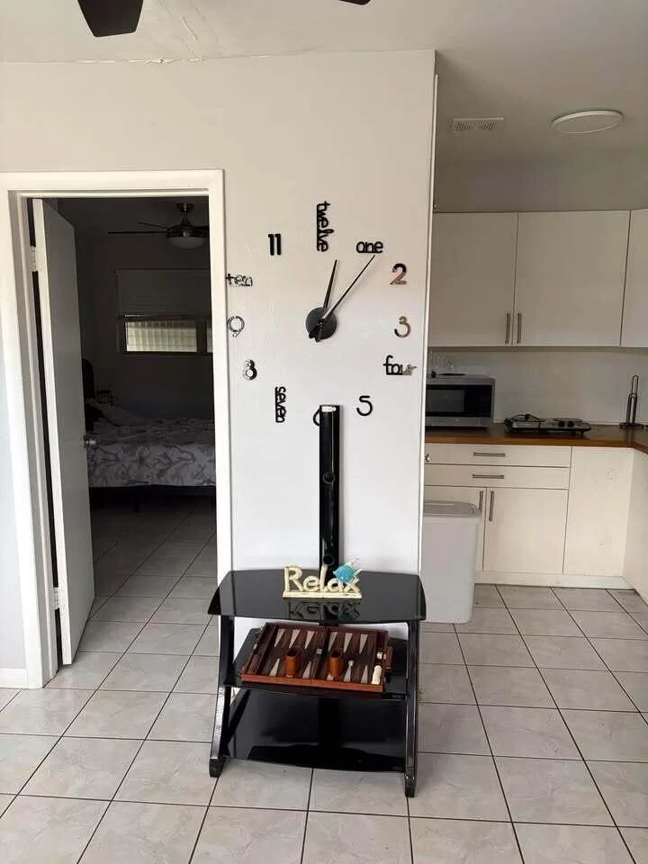 2213 LINCOLN Street # 6, Hollywood, FL 33020