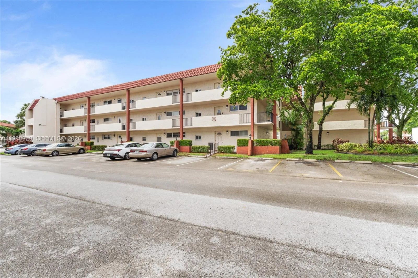 9420 S Hollybrook Lake Dr # 206, Pembroke Pines, FL 33025 photo 6