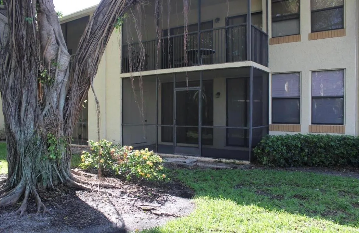 1256 S Military Trail # 911, Deerfield Beach, FL 33442