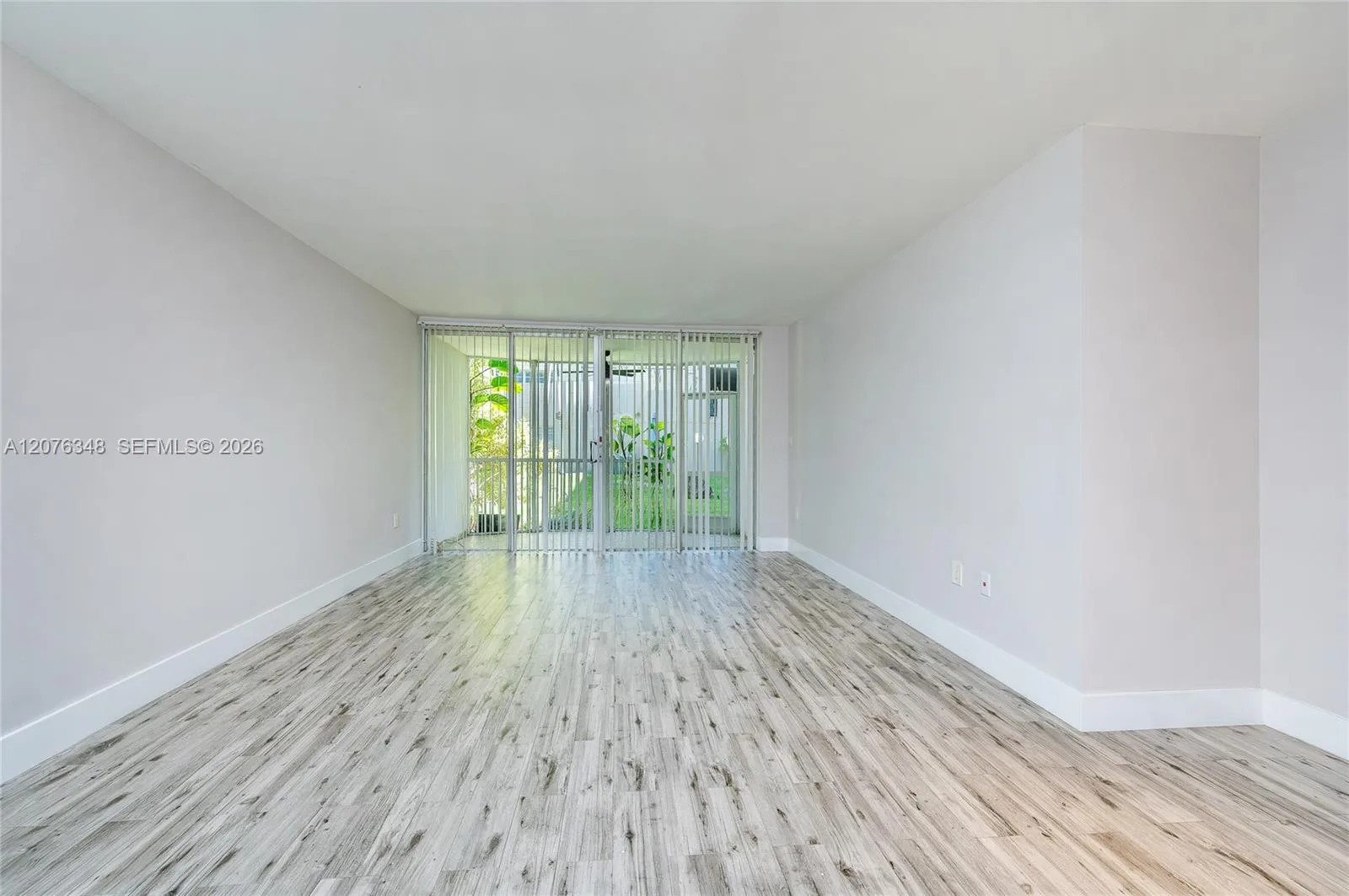 1690 NE 191st St # 115-1, Miami, FL 33179 photo 6