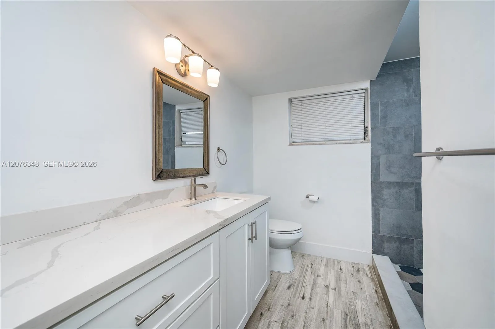 1690 NE 191st St # 115-1, Miami, FL 33179 photo 8
