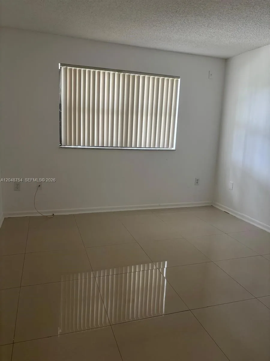 7110 NW 179th St # 211, Hialeah, FL 33015 photo 5