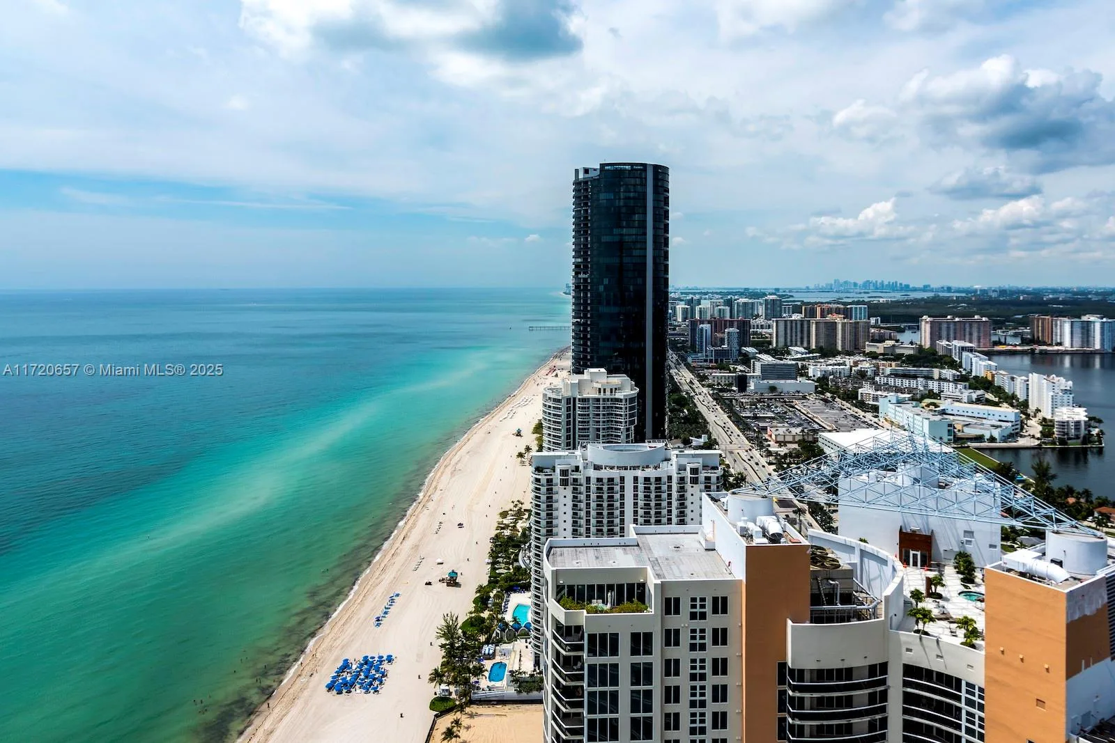18975 Collins Ave # 4102, Sunny Isles Beach, FL 33160 photo 4