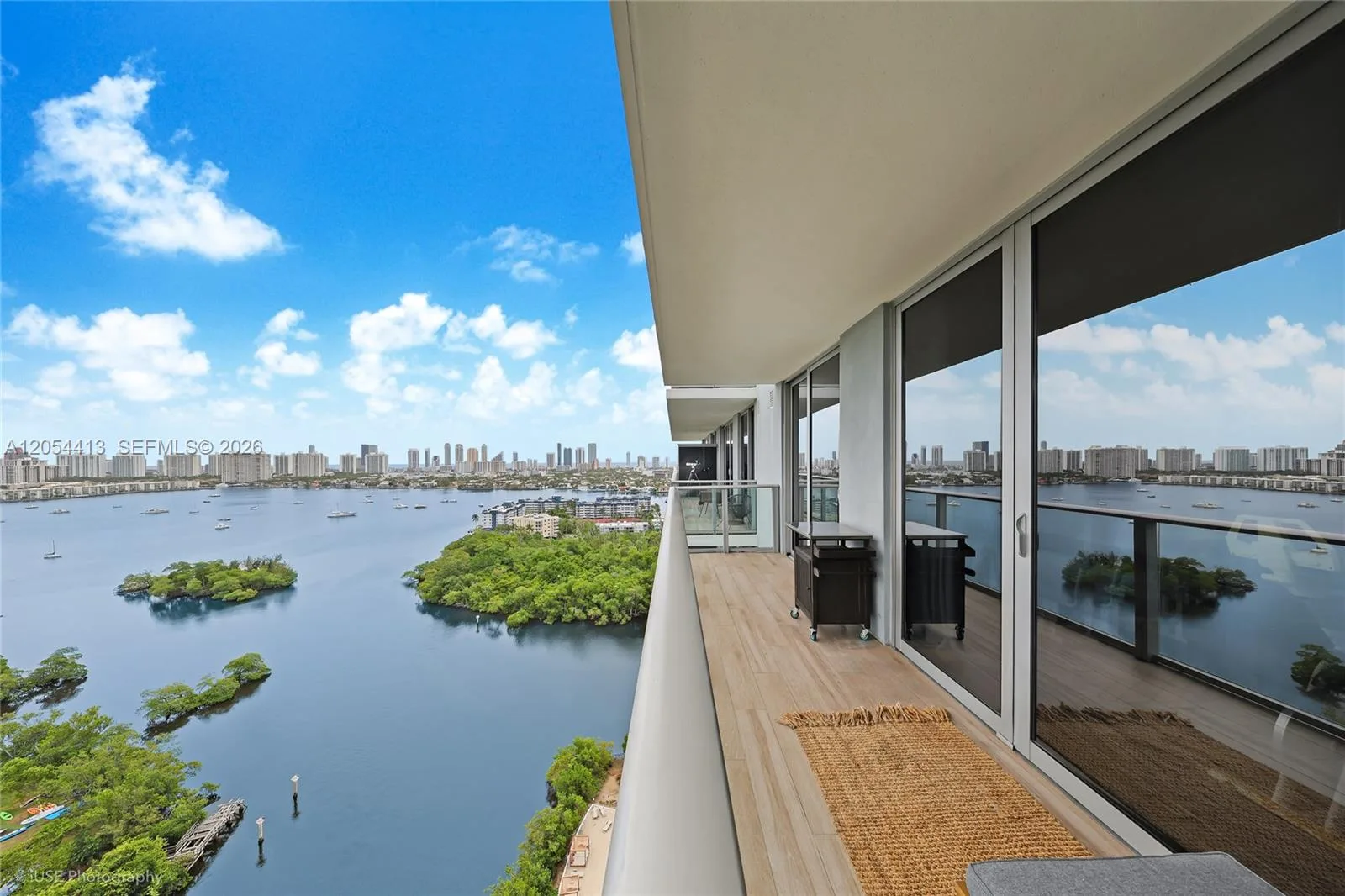 16385 Biscayne Blvd # 2205, North Miami Beach, FL 33160