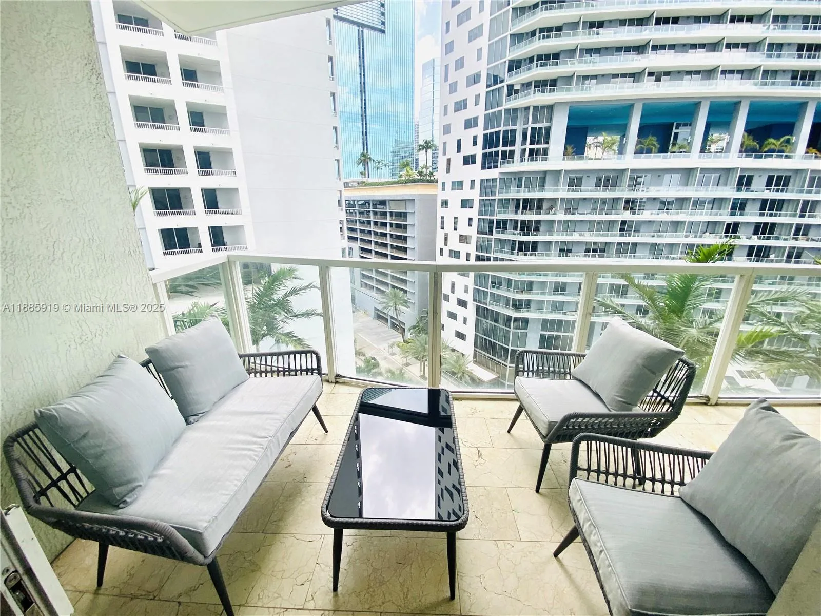 218 SE 14th St # 1104, Miami, FL 33131 photo 6