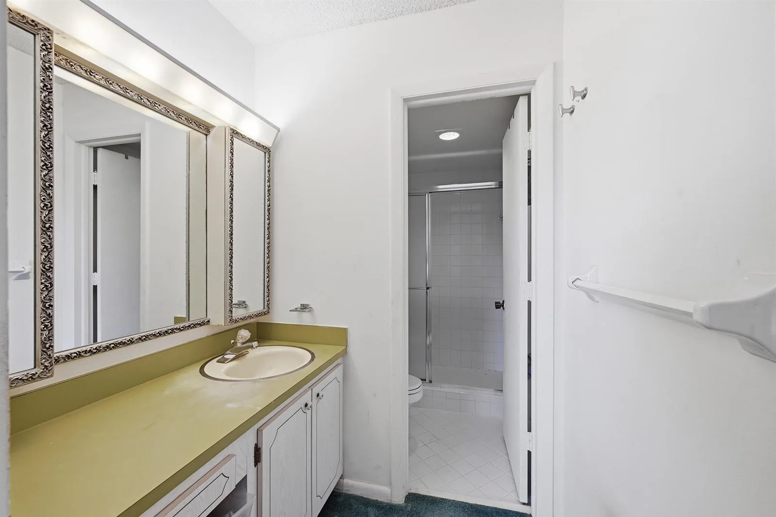 630 TENNIS CLUB Drive # 204, Fort Lauderdale, FL 33311 photo 13