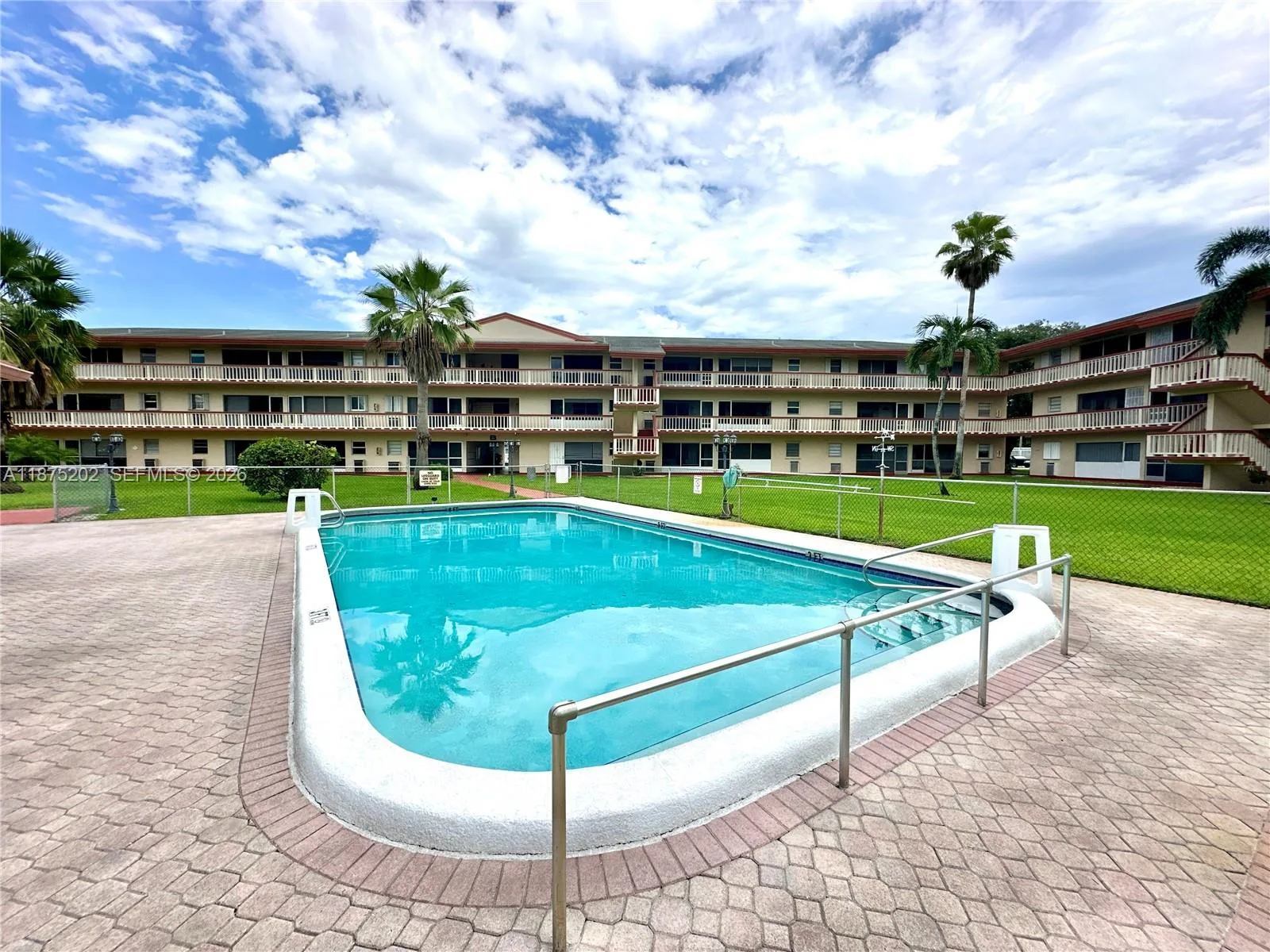 5300 Washington St # A139, Hollywood, FL 33021