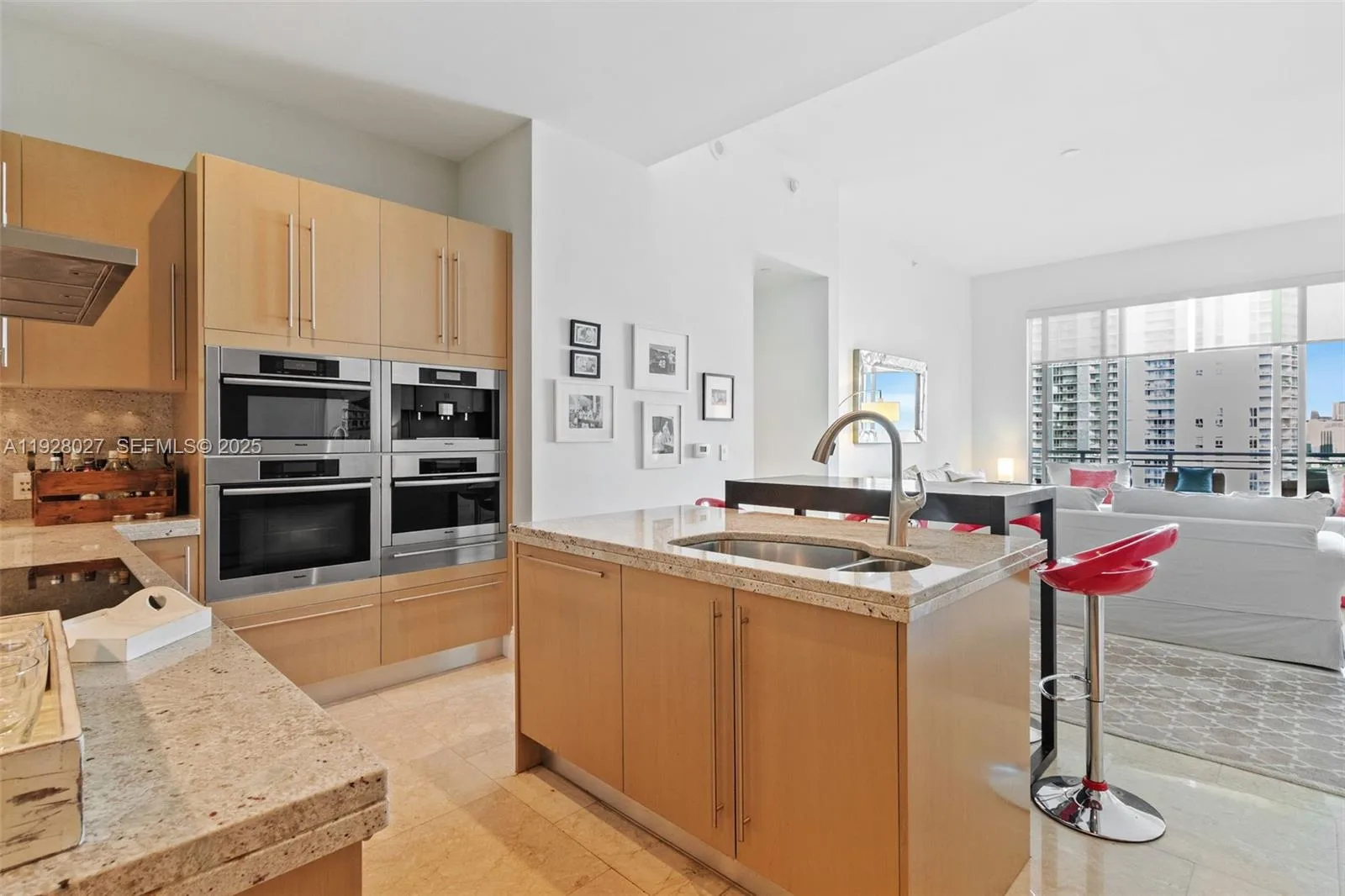 900 Brickell Key Blvd # 2002, Miami, FL 33131 photo 8