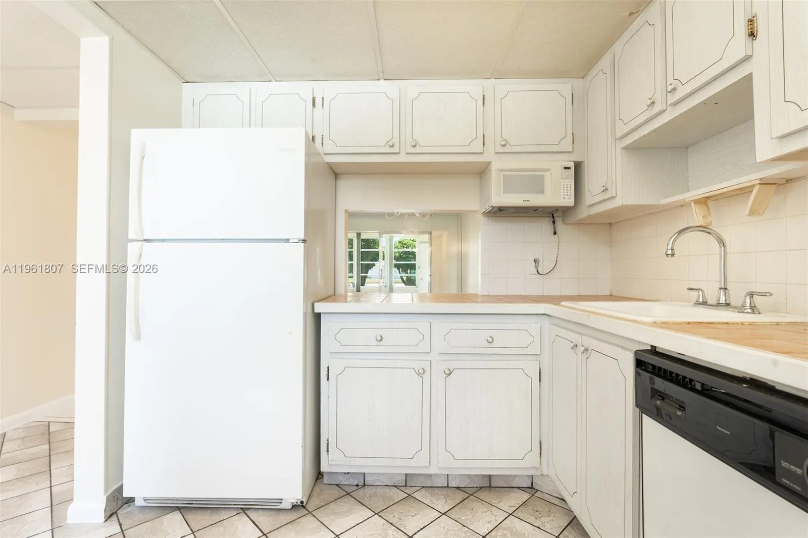 7877 Golf Cir Dr # 108, Margate, FL 33063 photo 4
