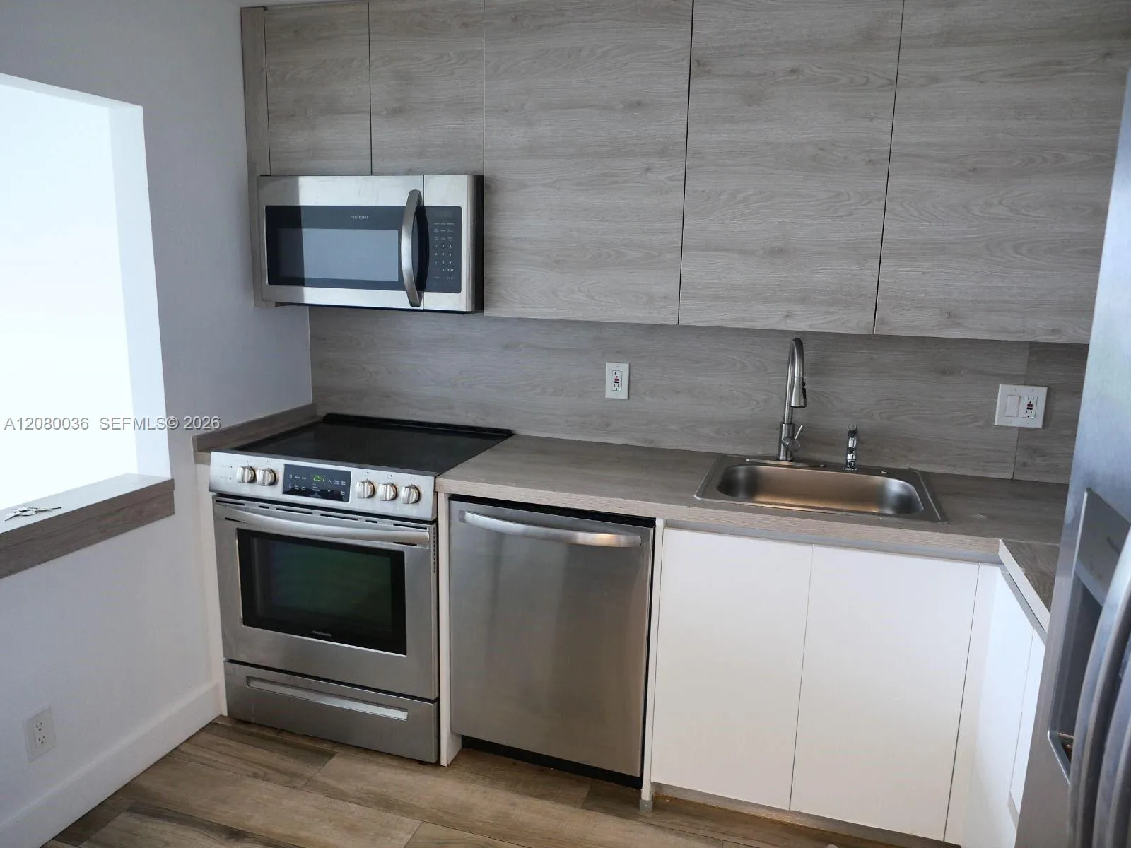 13499 Biscayne Blvd # PH1701, North Miami, FL 33181 photo 4