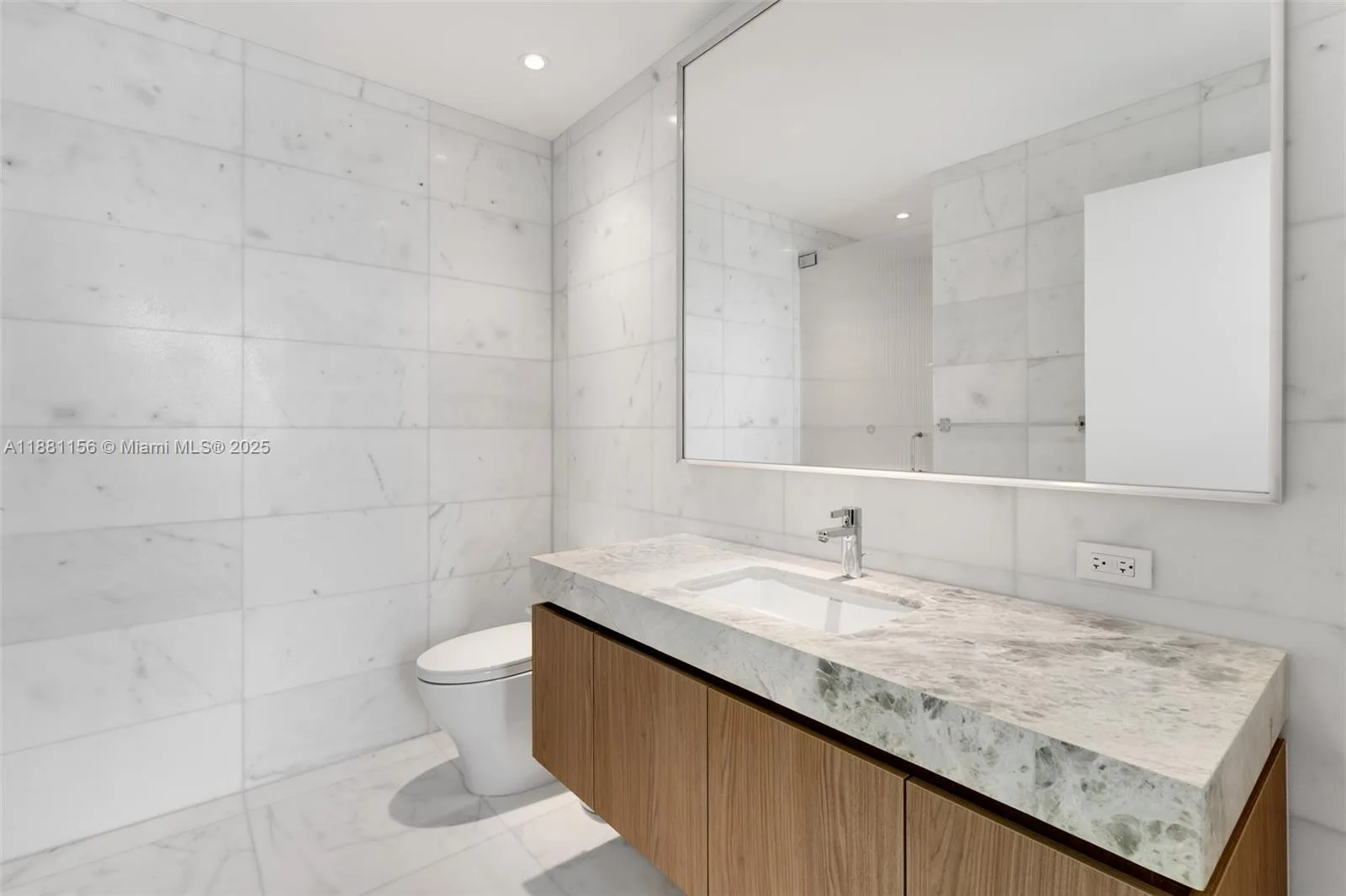 500 Alton Rd # 2504, Miami Beach, FL 33139 photo 11