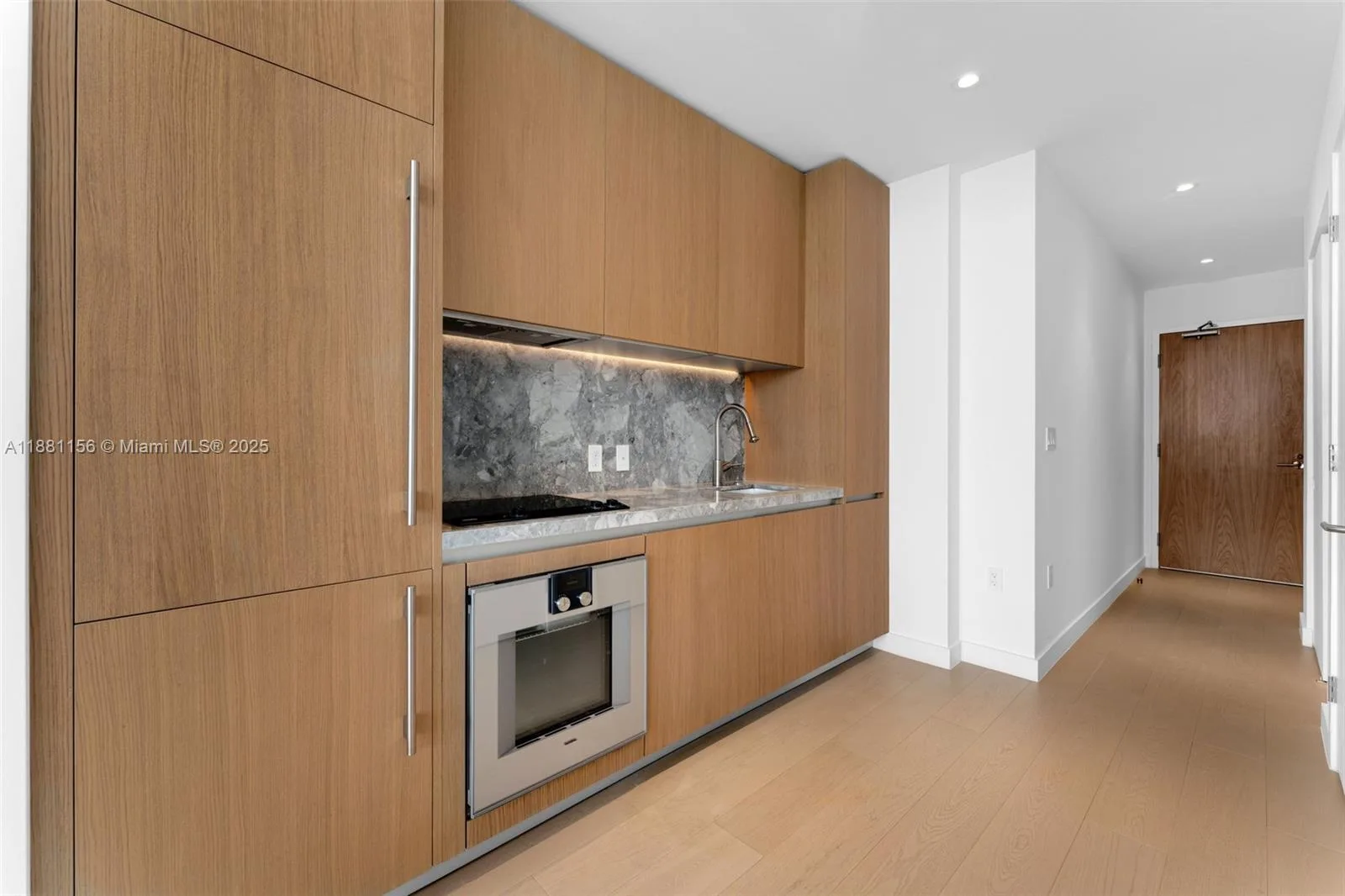 500 Alton Rd # 2504, Miami Beach, FL 33139 photo 3