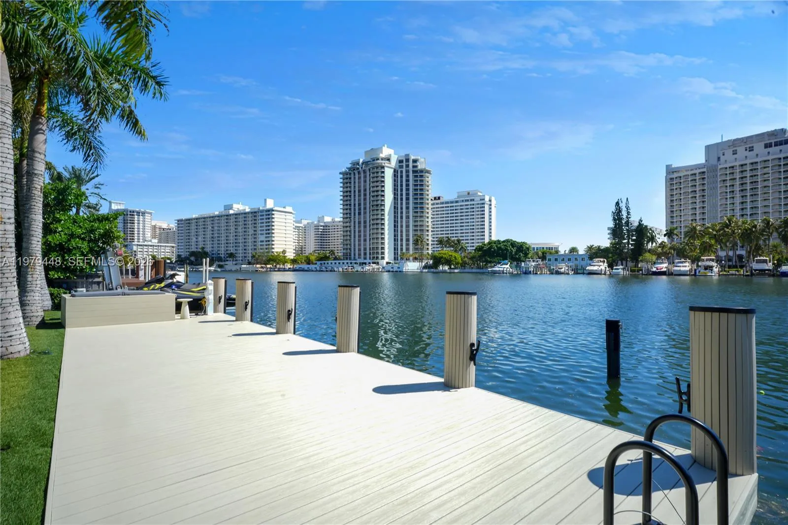 5501 Pine Tree Dr, Miami Beach, FL 33140 photo 8