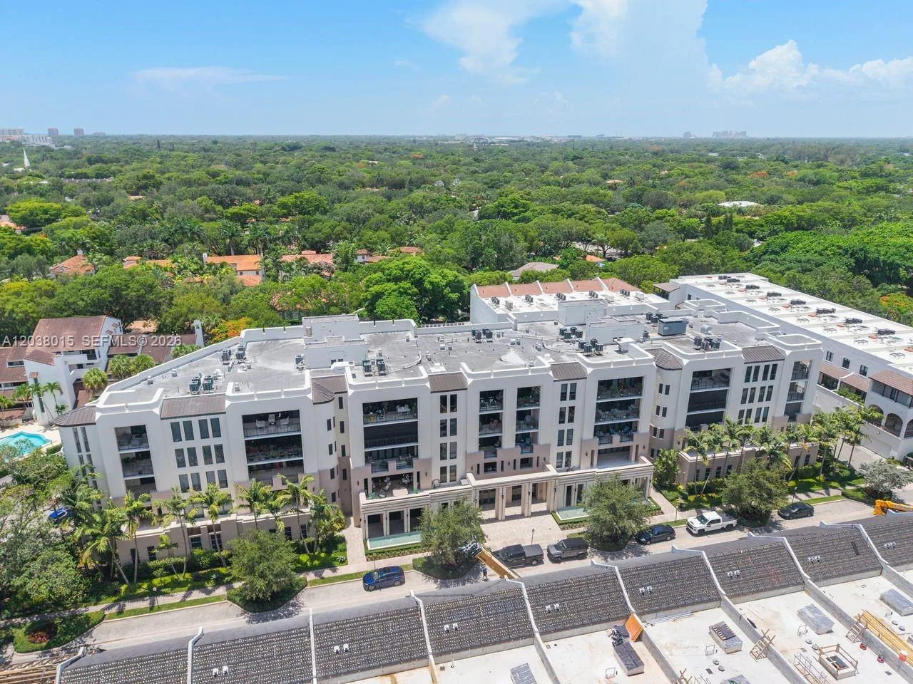718 Valencia Ave # 403, Coral Gables, FL 33134 photo 2