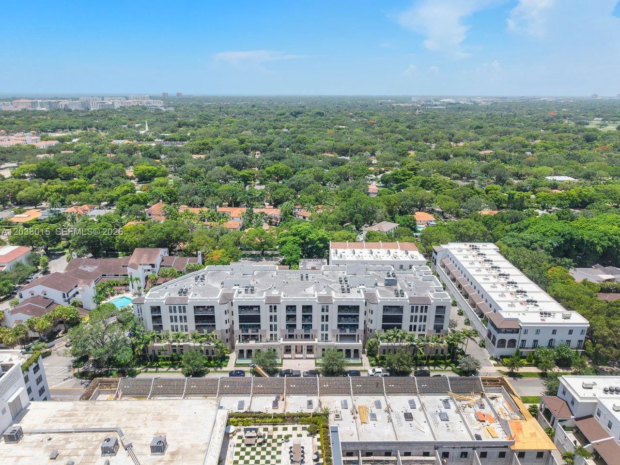 718 Valencia Ave # 403, Coral Gables, FL 33134 photo 3