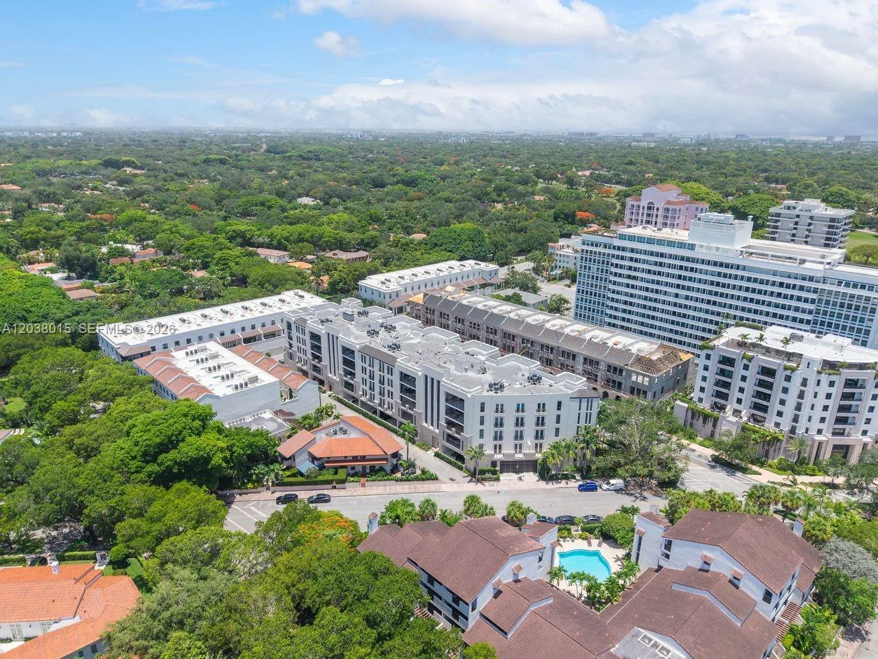 718 Valencia Ave # 403, Coral Gables, FL 33134 photo 4