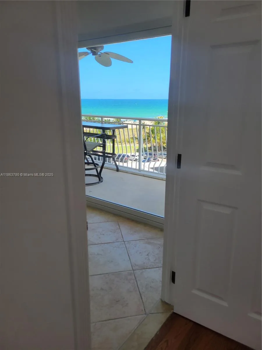 328 N Ocean Blvd # 607, Pompano Beach, FL 33062 photo 9