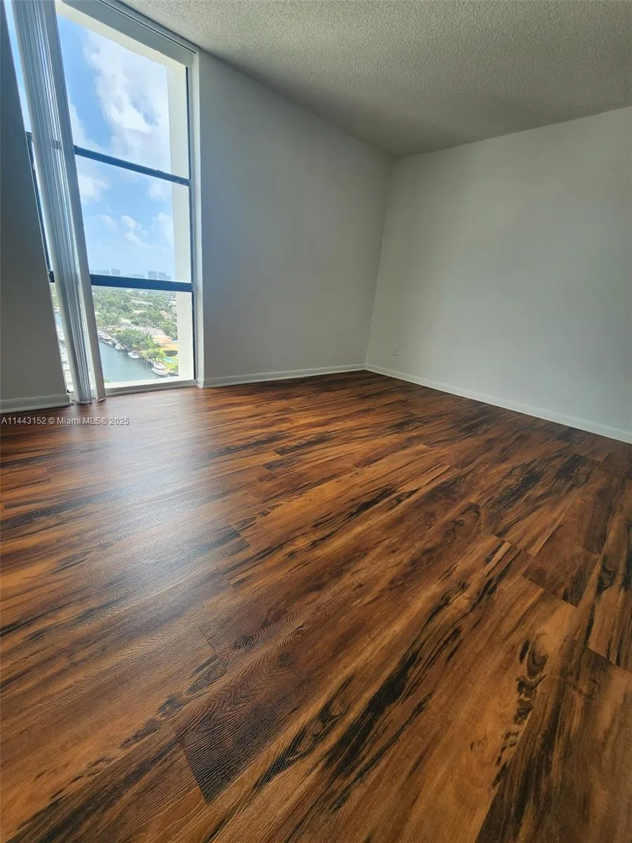 13499 Biscayne Blvd # 1513, North Miami, FL 33181 photo 11
