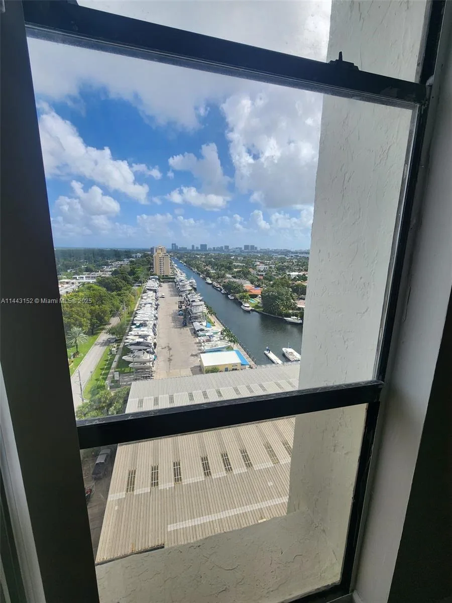13499 Biscayne Blvd # 1513, North Miami, FL 33181 photo 13