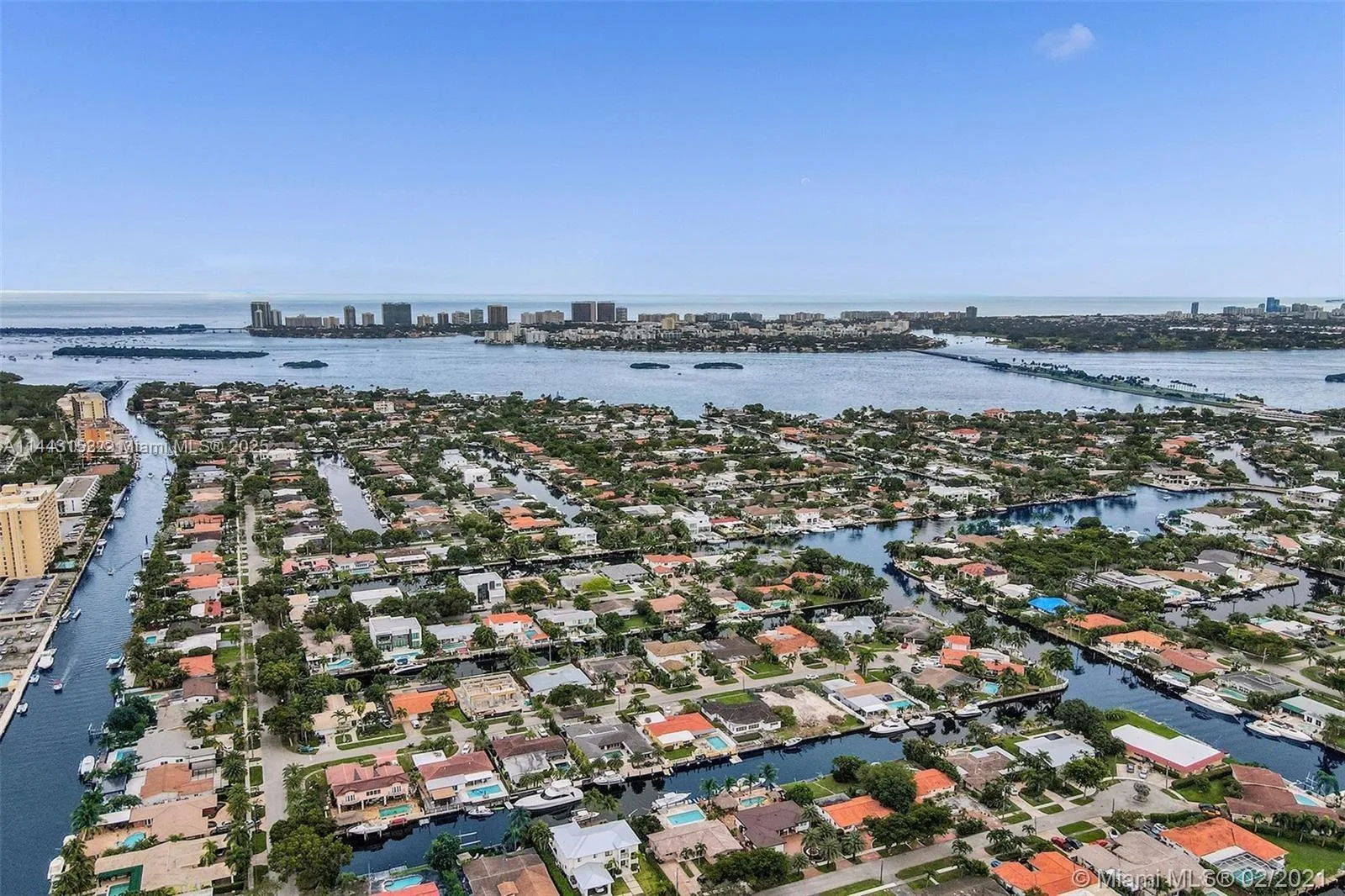 13499 Biscayne Blvd # 1513, North Miami, FL 33181 photo 3