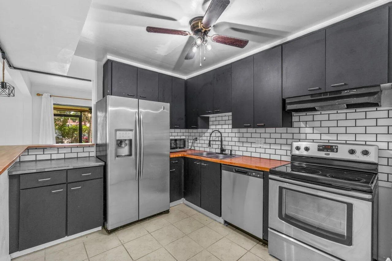 1149 NW 13th Street # 5, Boca Raton, FL 33486