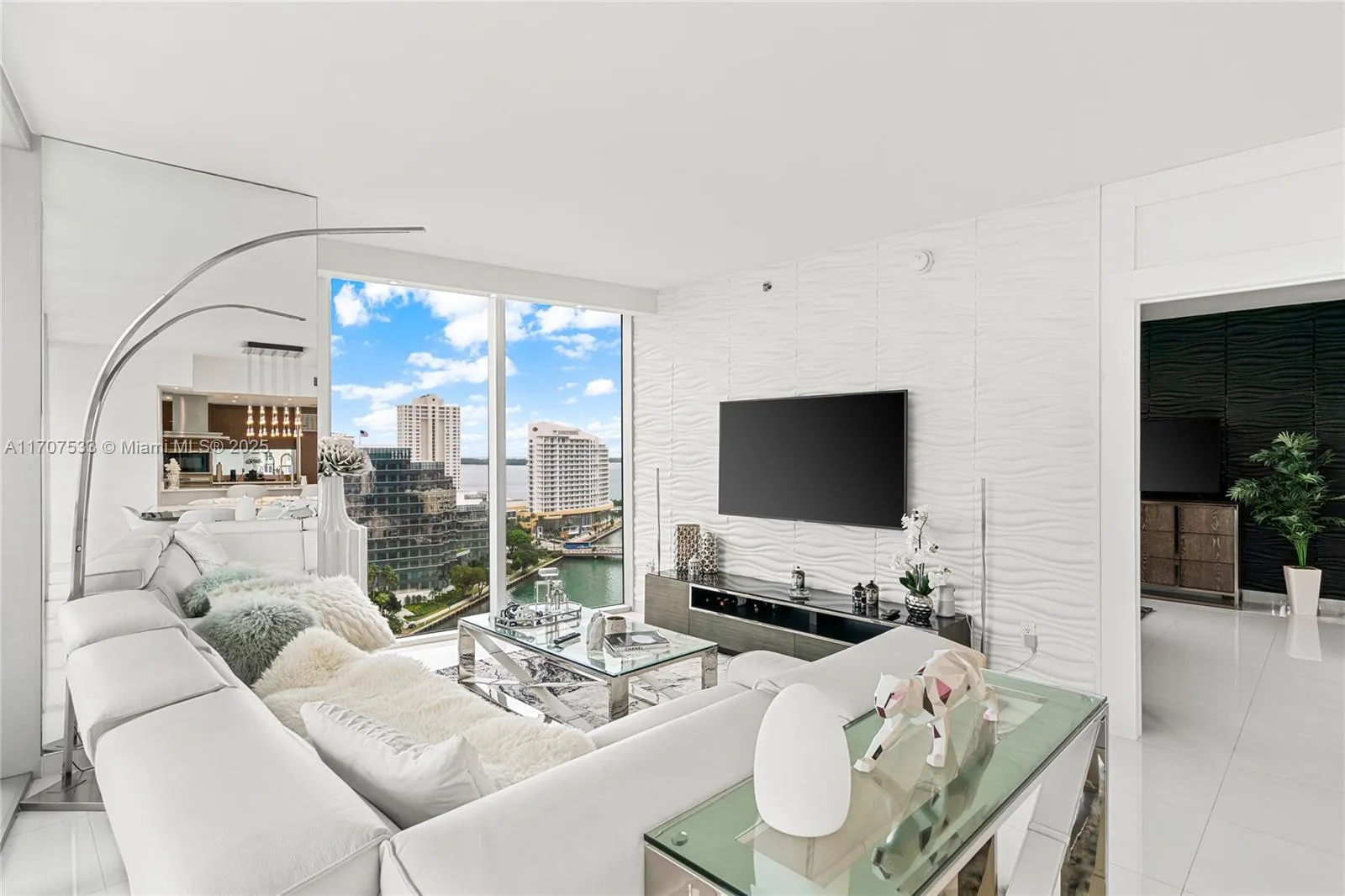 495 Brickell Ave # 1702, Miami, FL 33131 photo 13