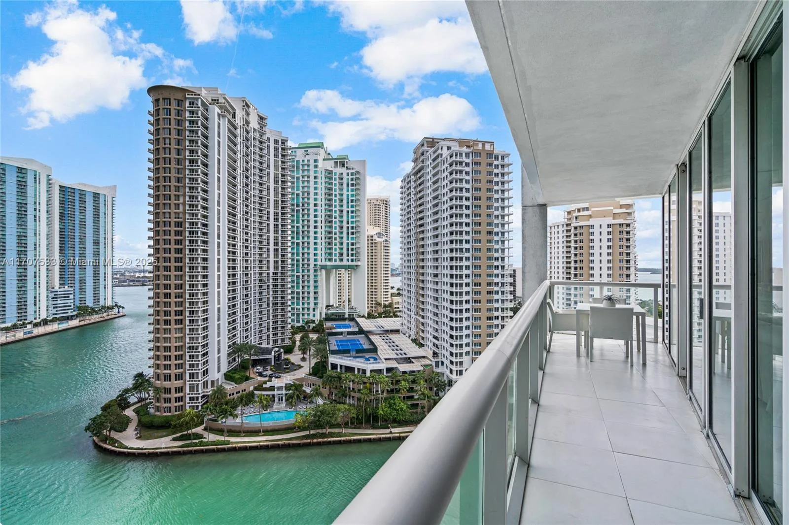 495 Brickell Ave # 1702, Miami, FL 33131 photo 2