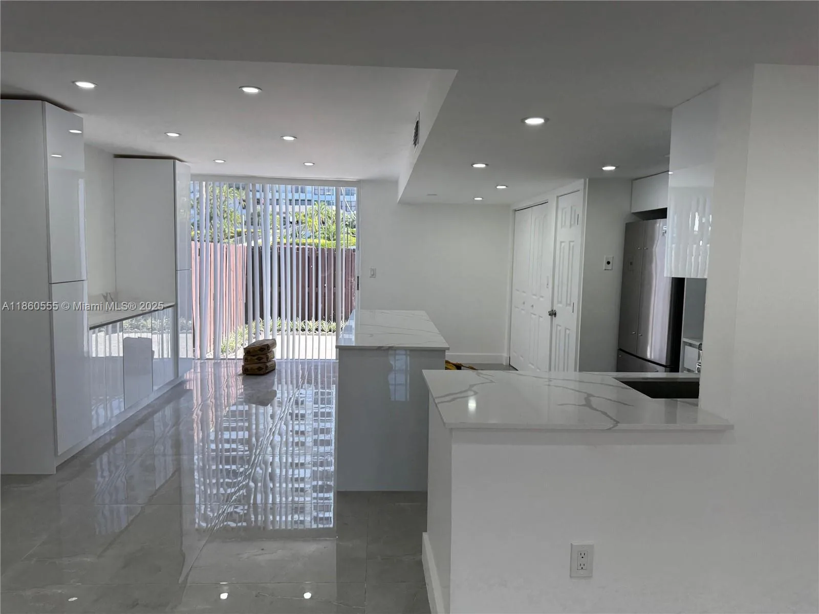 2318 NE 7th St # 34, Hallandale Beach, FL 33009 photo 6