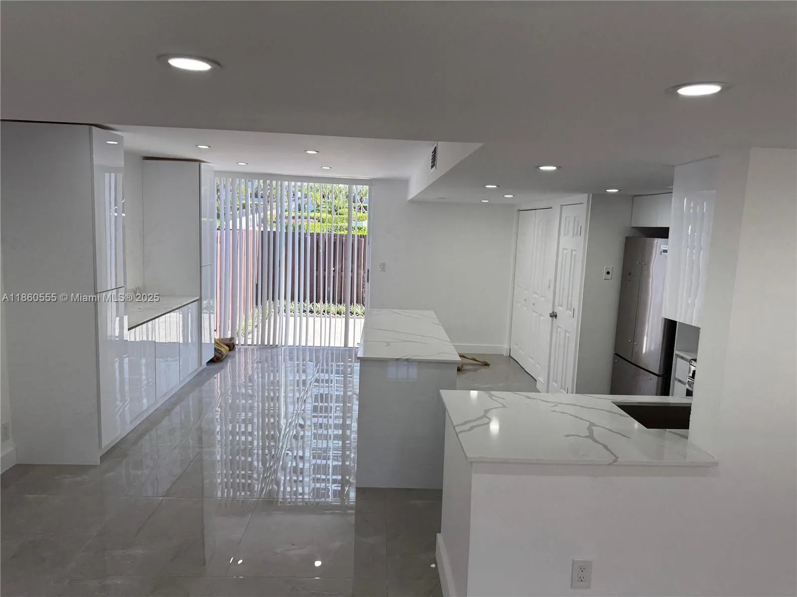 2318 NE 7th St # 34, Hallandale Beach, FL 33009 photo 8