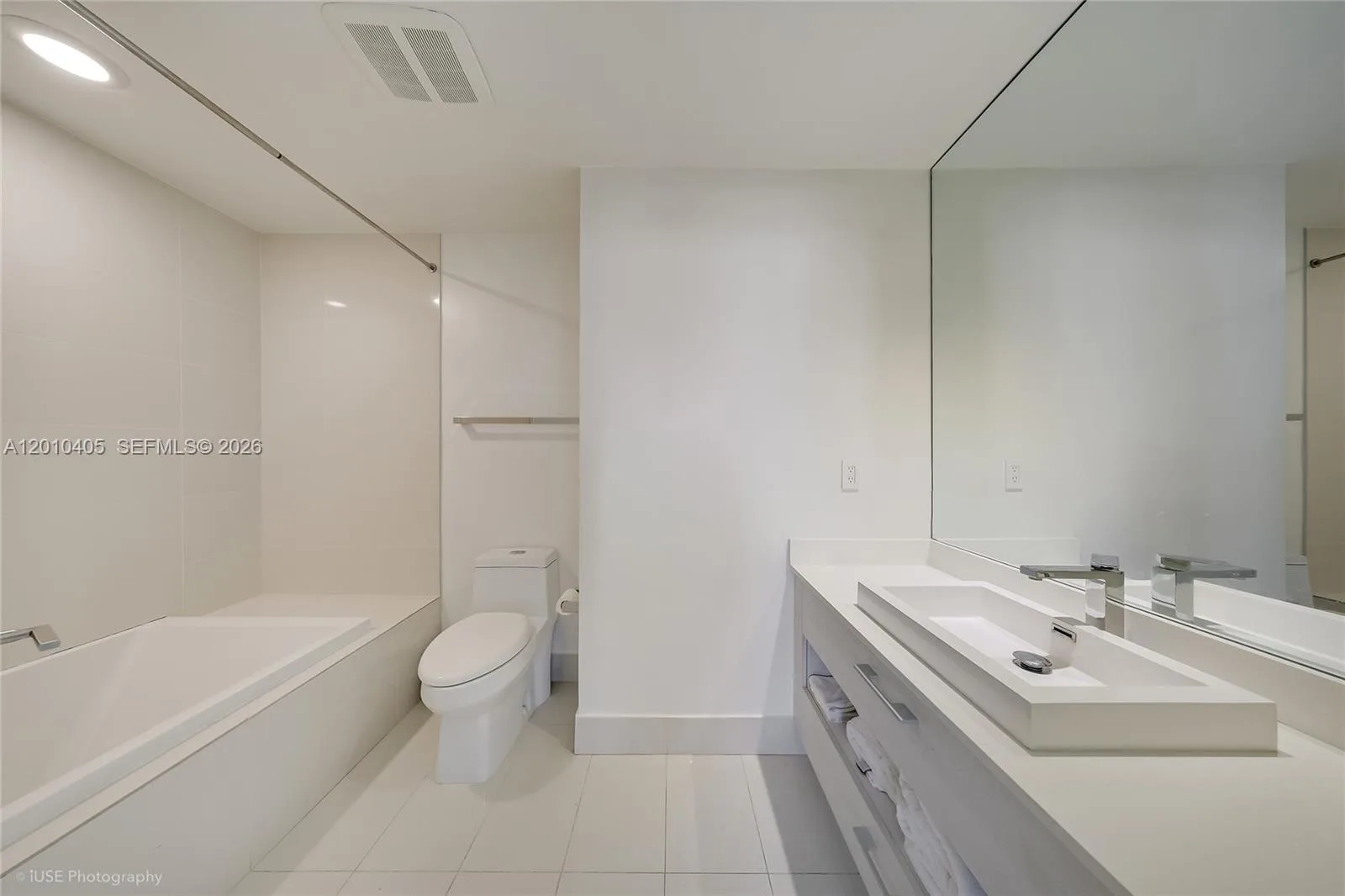 55 SW 9th St # 2109, Miami, FL 33130 photo 11