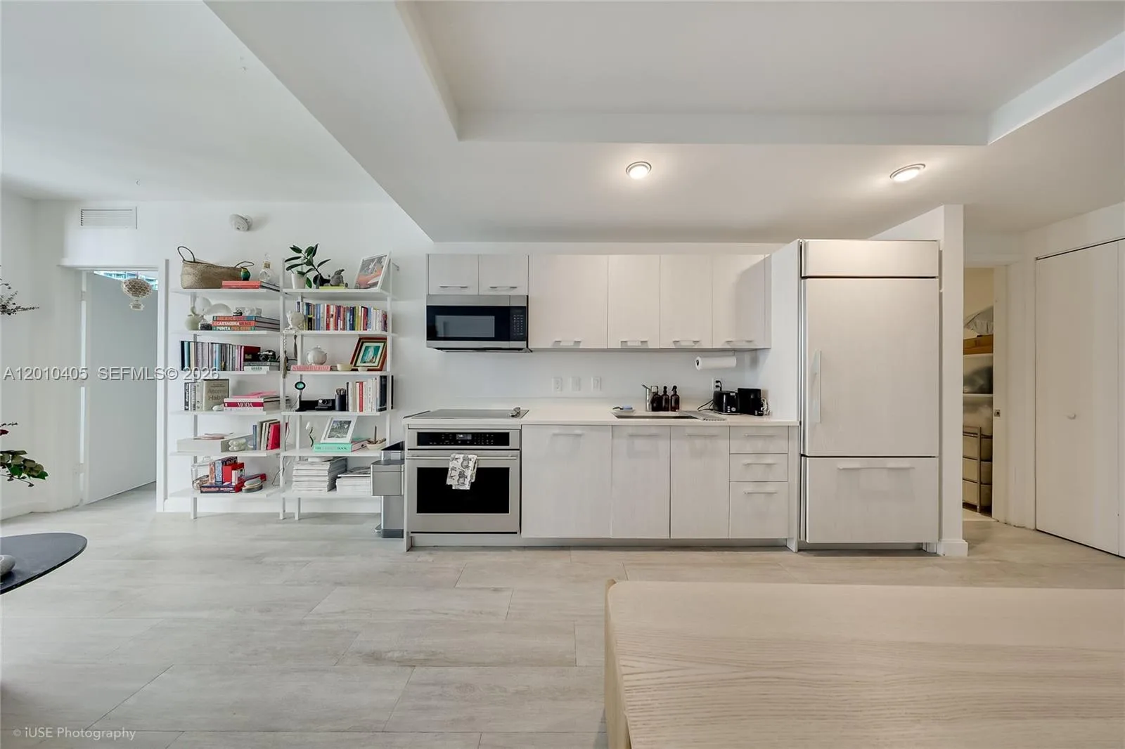 55 SW 9th St # 2109, Miami, FL 33130 photo 2