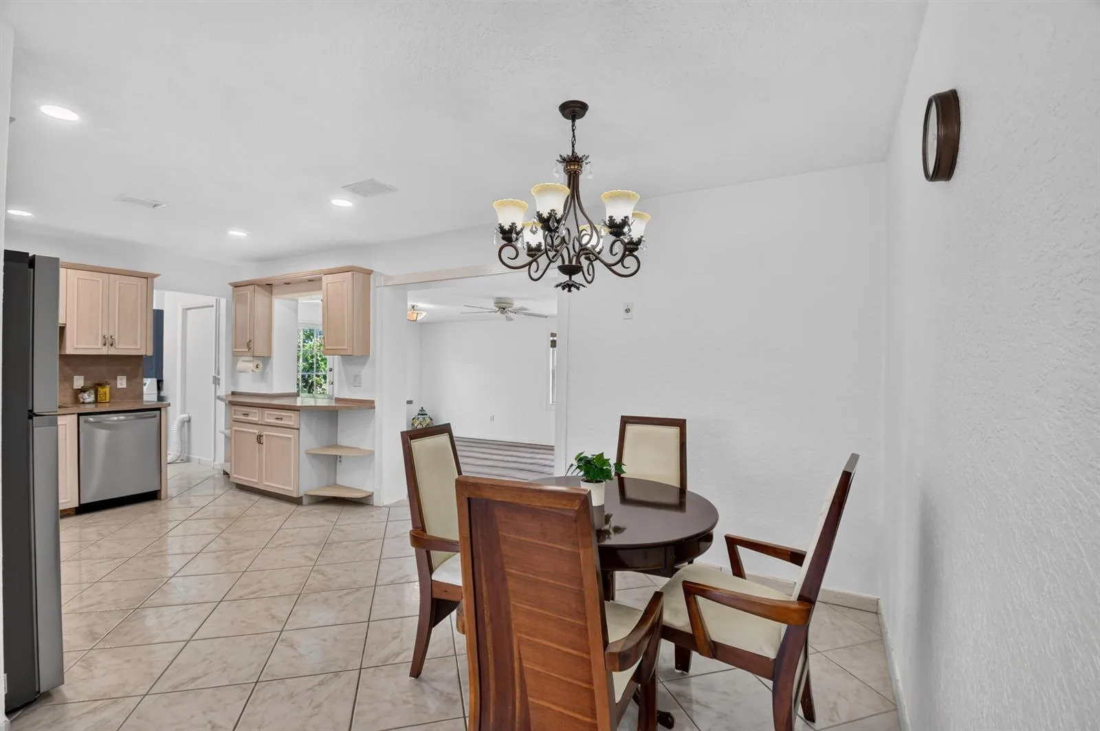 1826 16TH Avenue N, FL 33460 photo 9