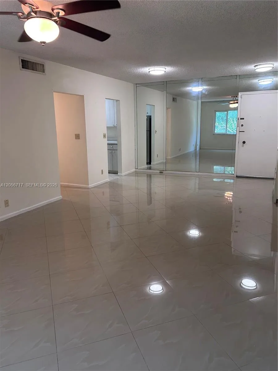 5700 NE 22nd Way # 324, Fort Lauderdale, FL 33308 photo 3