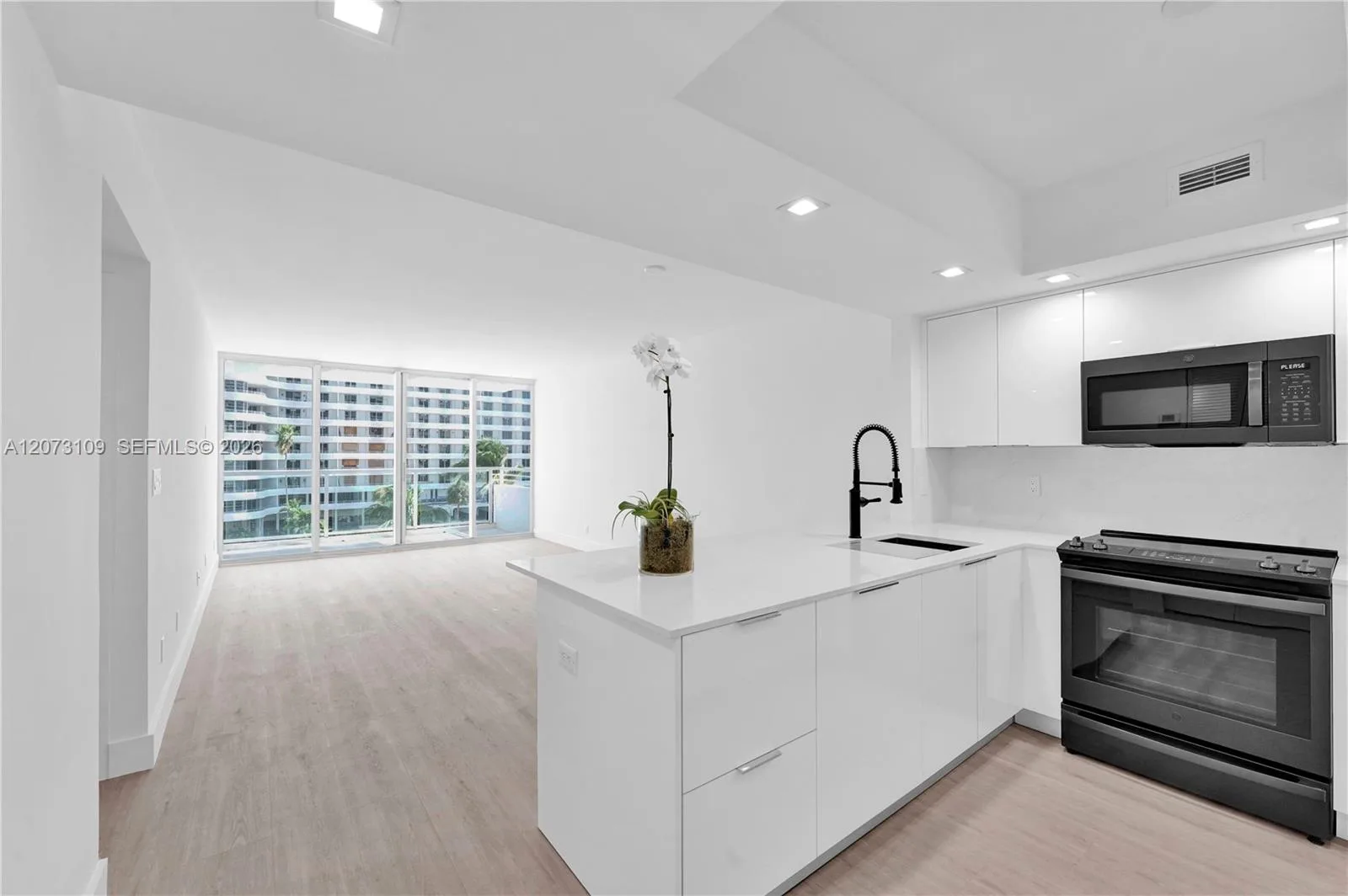 5600 Collins Ave # 6A, Miami Beach, FL 33140 photo 5
